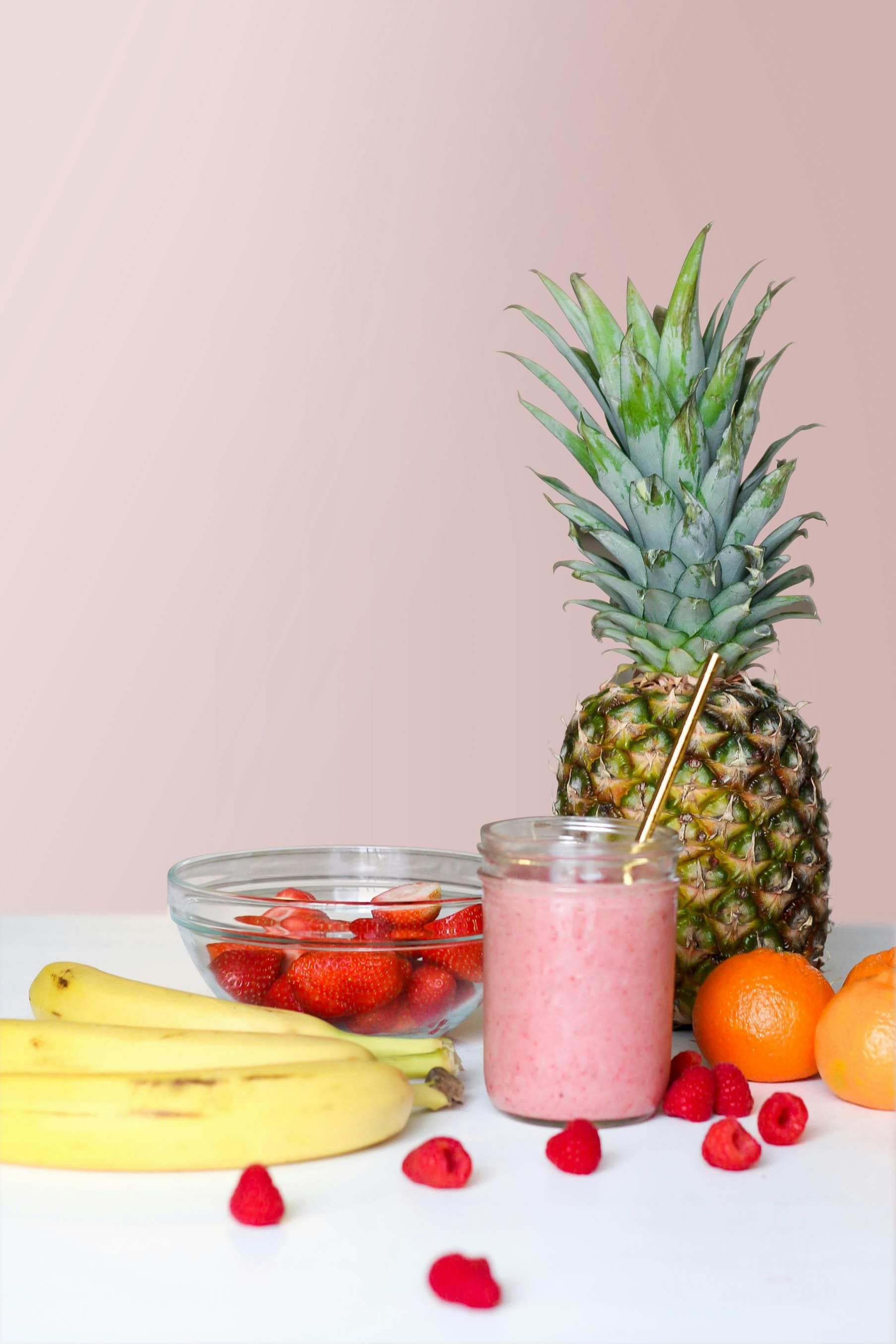 Strawberry smoothie in a glass jar